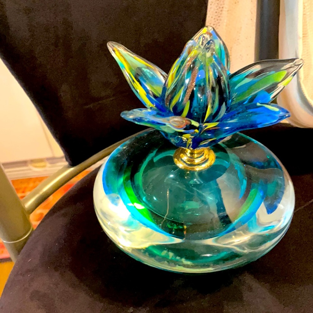 Dale Tiffany design